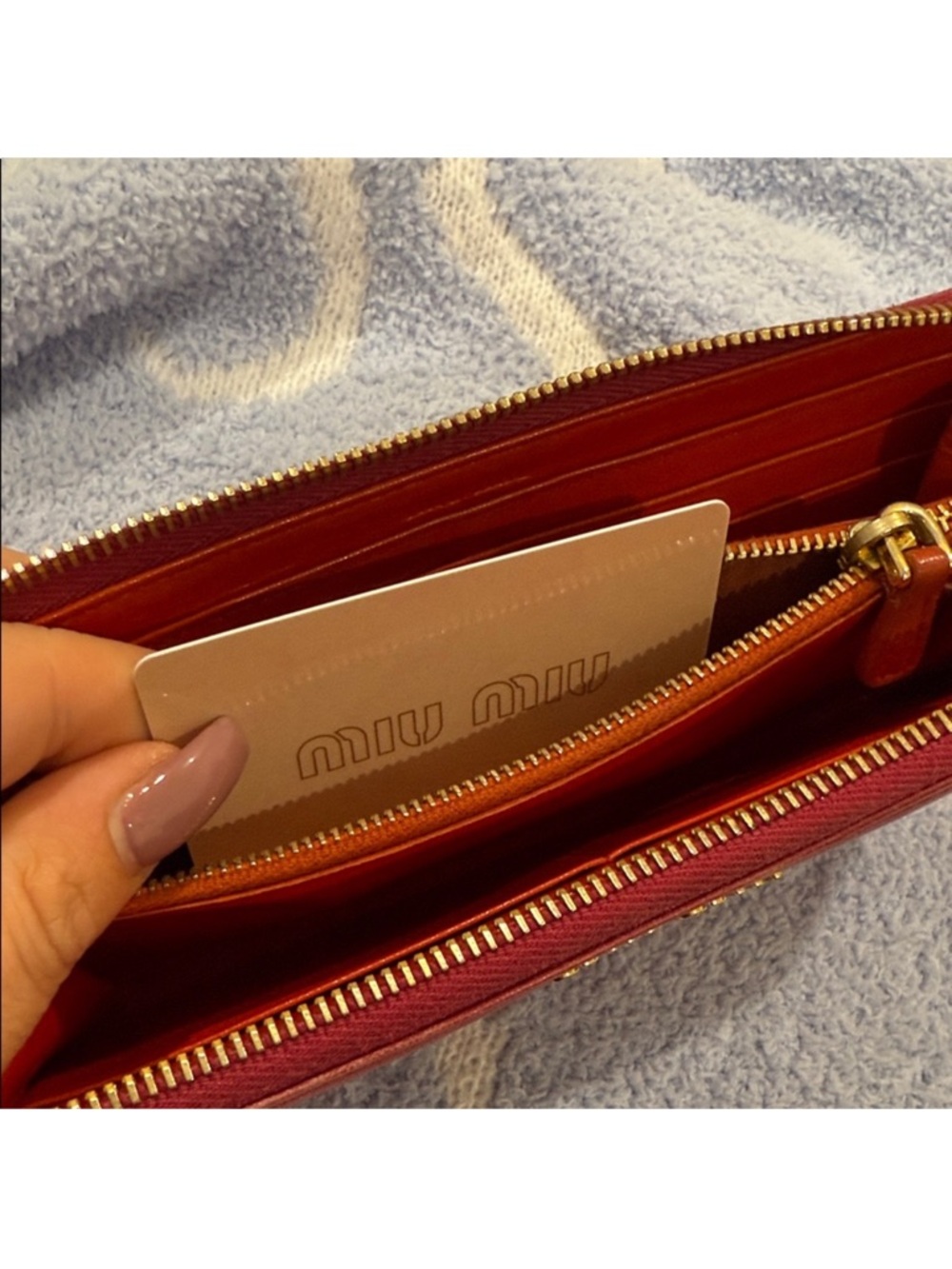 PINK Miu Miu Bright PINK Leather Zip Pouch with Gold Logo - Picture 10 of 11